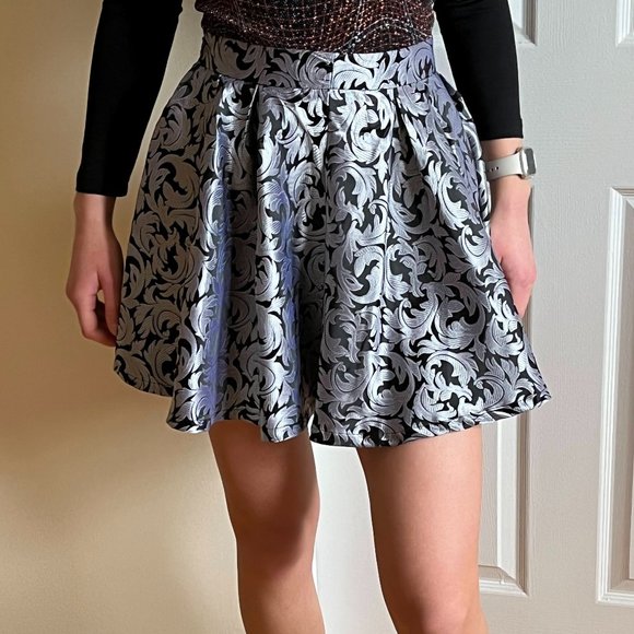 Party skirt - Picture 2 of 3